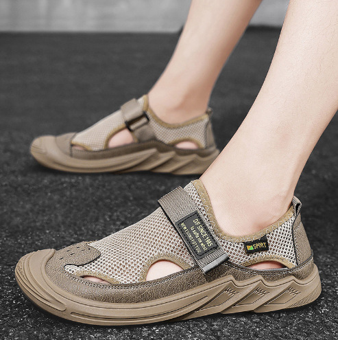 Baotou Sandals Men's 2025 Summer New Genuine Leather Casual Outdoor Beach Shoes Mesh Breathable Soft Sole Croc Shoes Men