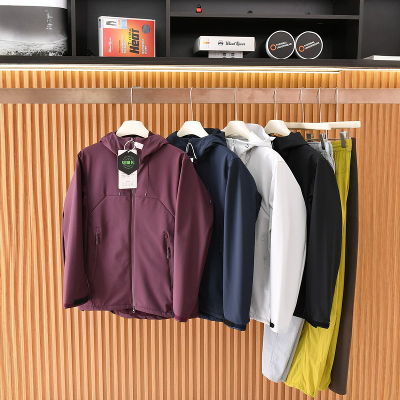 Niao series high-end composite warm fleece autumn and winter men's outdoor windproof and water-repellent hooded soft shell jacket Niao series high-end composite warm fleece autumn and winter men's outdoor windproof and water-repellent hooded soft shell jacket