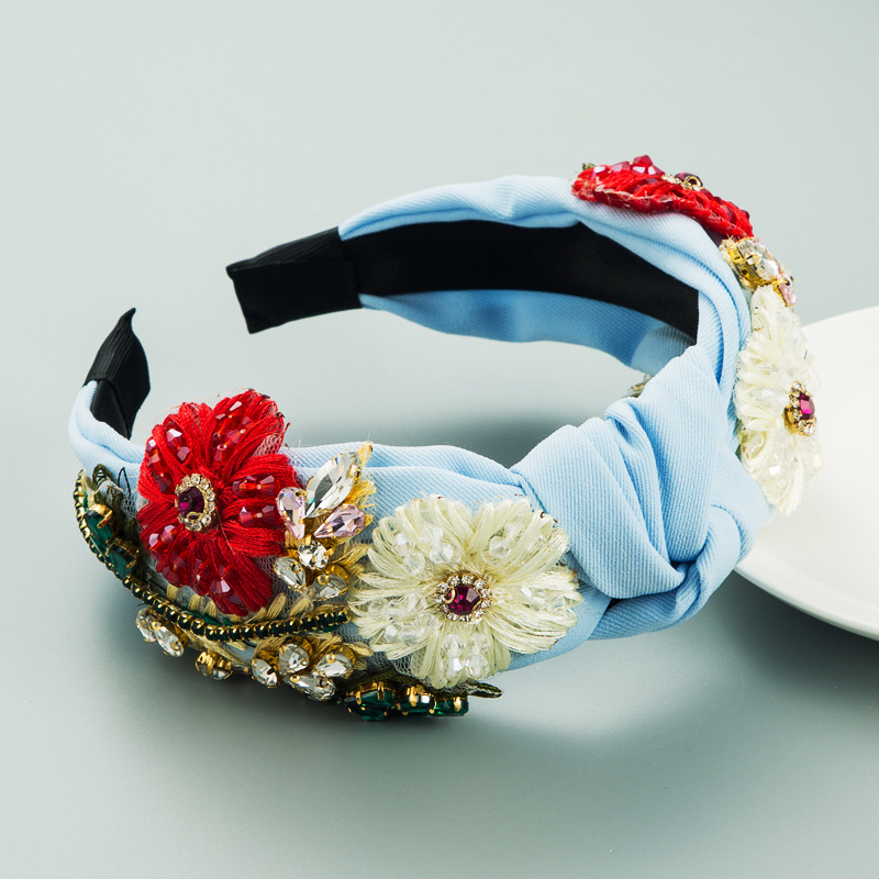 Retro Fabric Diamond Hand-woven Crystal Flower Headband Heavy Hair Accessories display picture 4