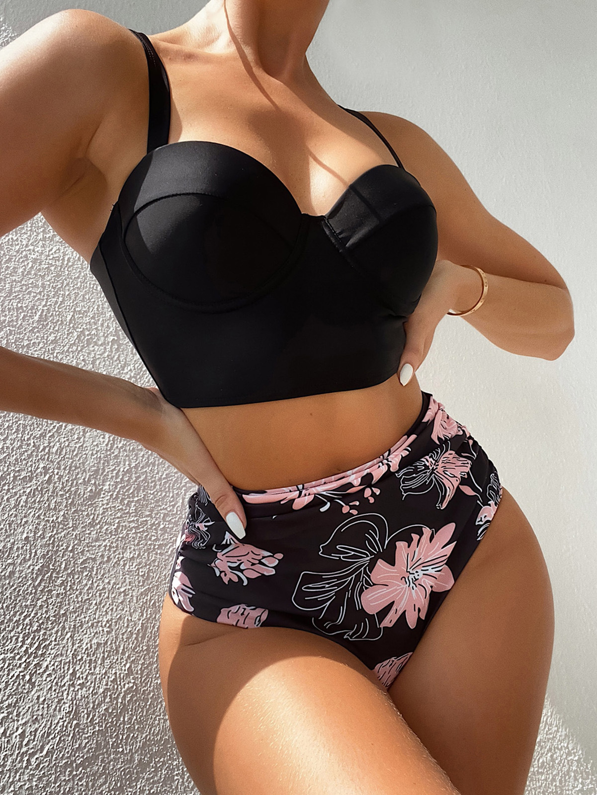 Bikini Image 3