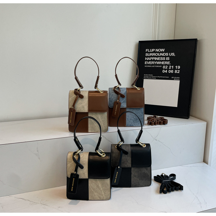This year, there is a trend of fashionable, versatile, casual and stylish hand-held small square bags for women undefined