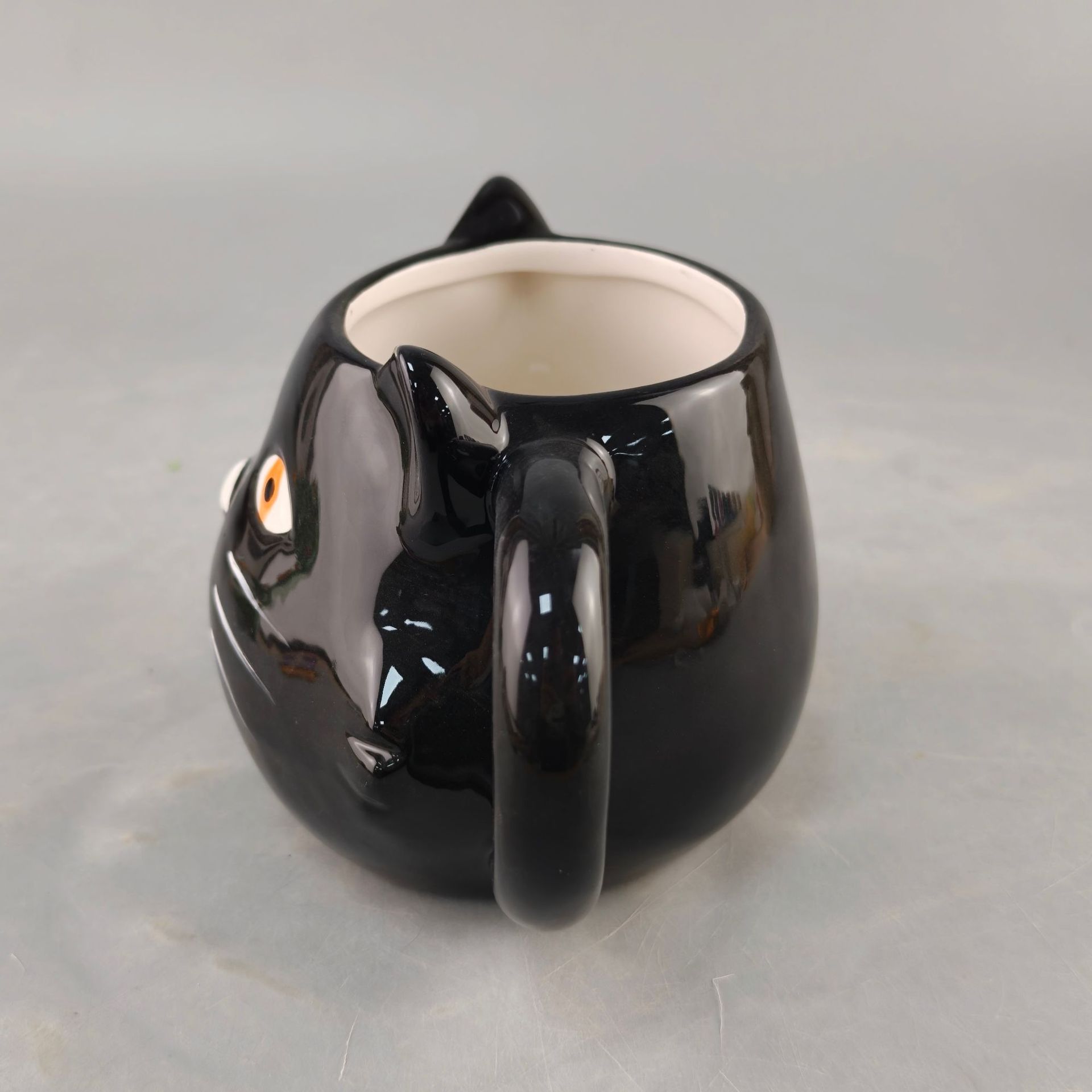 Inventario de cerámica de Halloween gato negro creativo lindo animal taza de marca de dibujos animados taza de agua de cerámica artesanía