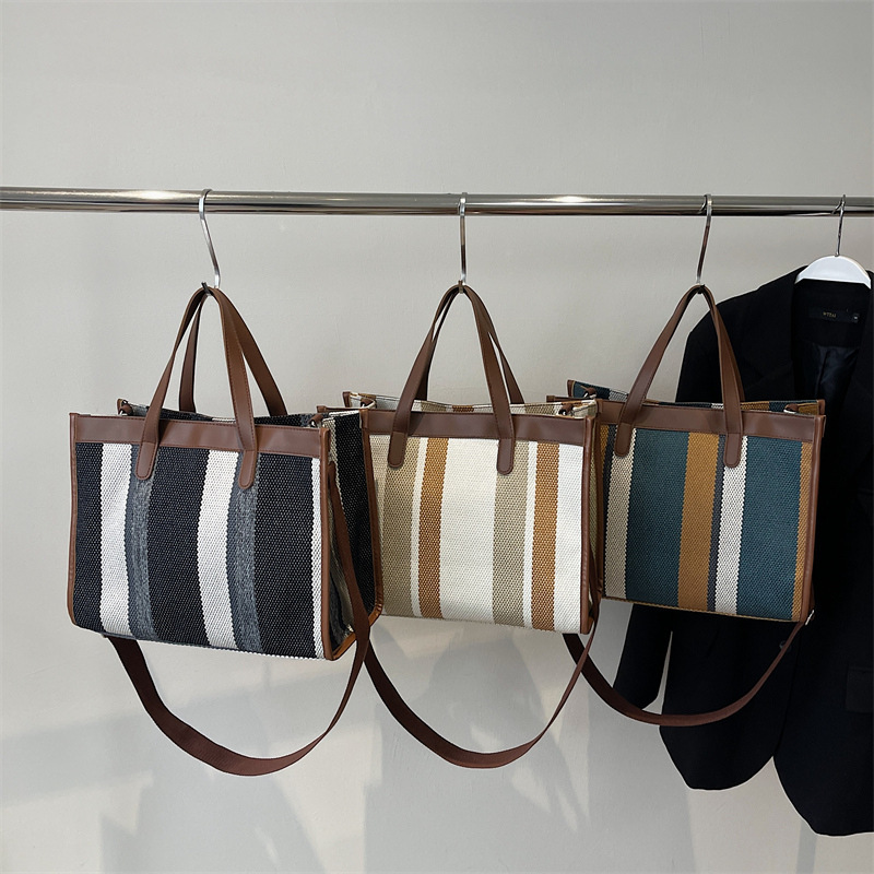 Bolso de lona para mujer de gran capacidad 2024 nuevo bolso de hombro de color en contraste, bolso de tela, bolso de clase para estudiantes universitarios, bolso de viaje