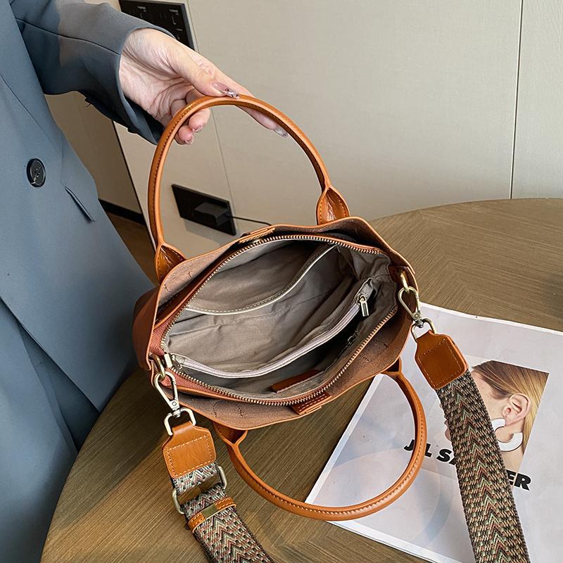 Túi tote da bò thật đeo chéo nữ nhiều ngăn dung tích lớn 28×10×18 cm — đen chi tiết 7