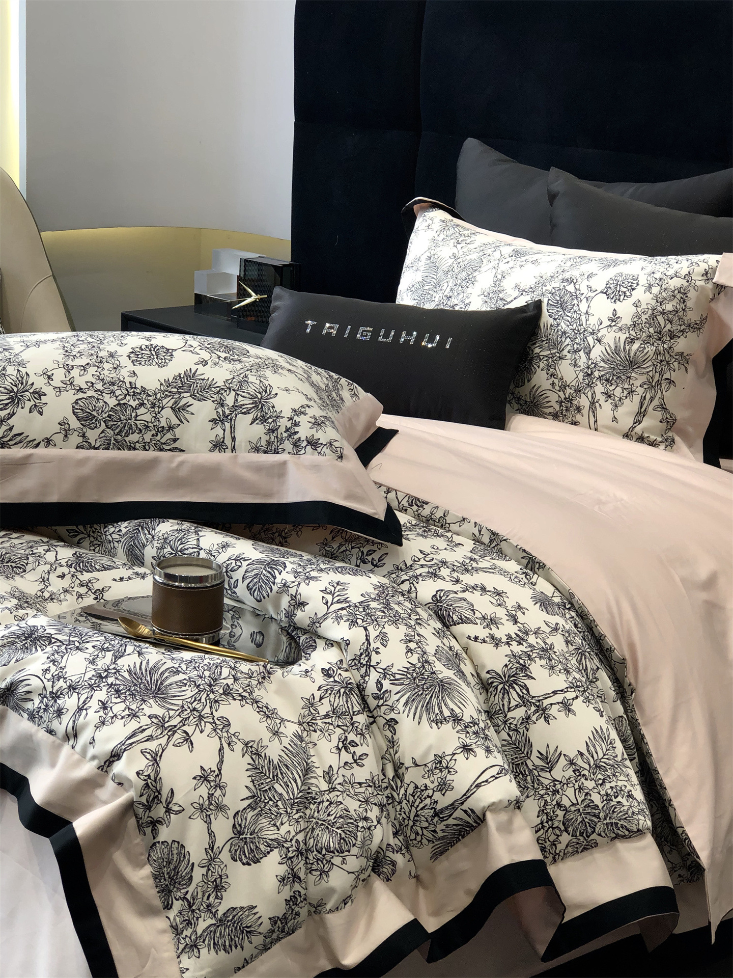 Completo letto matrimoniale vintage stile francese in cotone_voghion.com