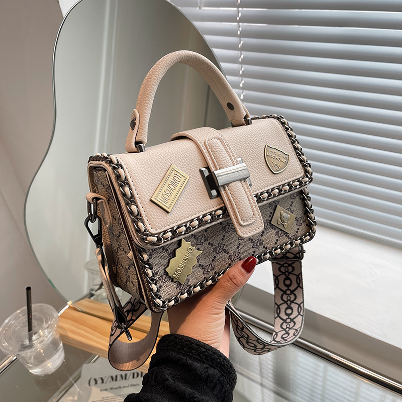 Nischendesign High-End für Frauen 2025 Neue trendige super beliebte kleine quadratische vielseitige Handtasche Schulter-Umhängetasche_voghion.com