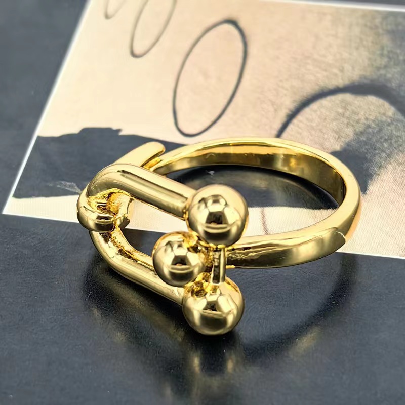 Brand small design brass Tabi