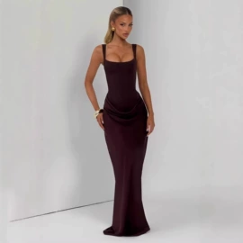 连衣裙;时尚休闲套装;女士连体裤