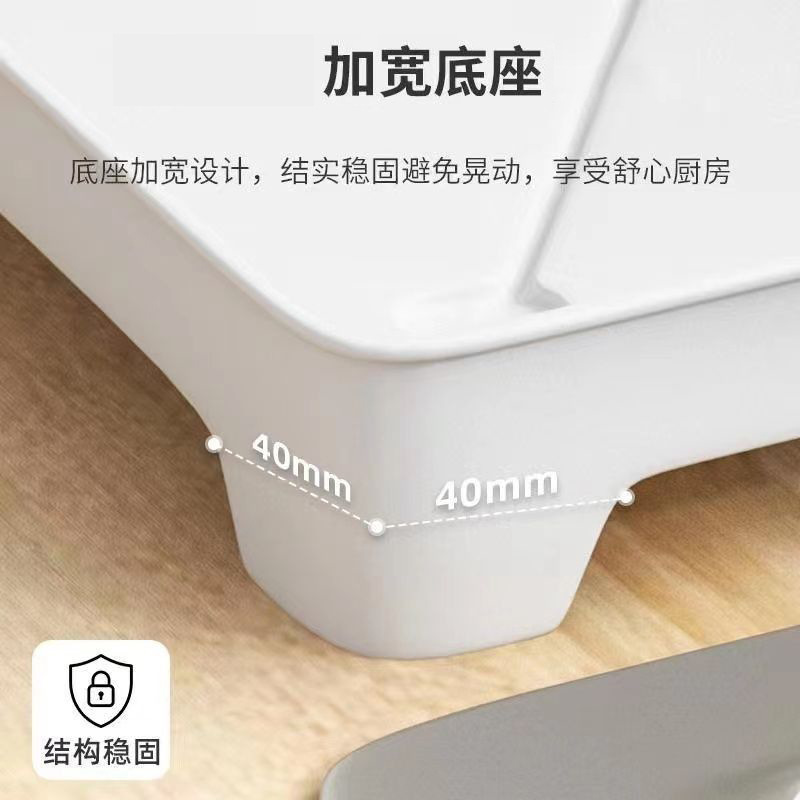 台所の食器棚のテーブルの食器棚は家庭用の排水付きの棚を収納します。|undefined
