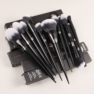 KVD Makeup Brush Eyeliner Brush High Glow Brush Looser Brush Concealer Brush Foundation Brush Qingxian Makeup Brush Cangzhou Makeup Brush
