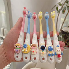 卡通太空系列兒童牙刷2-12歲寶寶大童6歲以上清潔牙齒細軟毛牙刷
