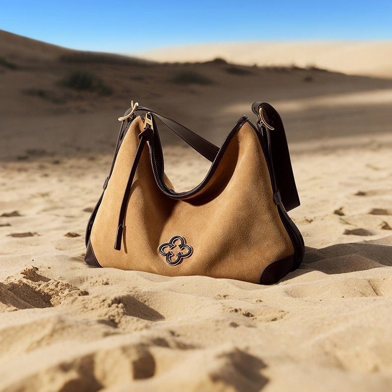 Kasi Le Xiaosongtao Suede Hobo Bag 2025 New Arrival Luxury Pleated Shoulder Tote Bag For Women - Thumbnail 5