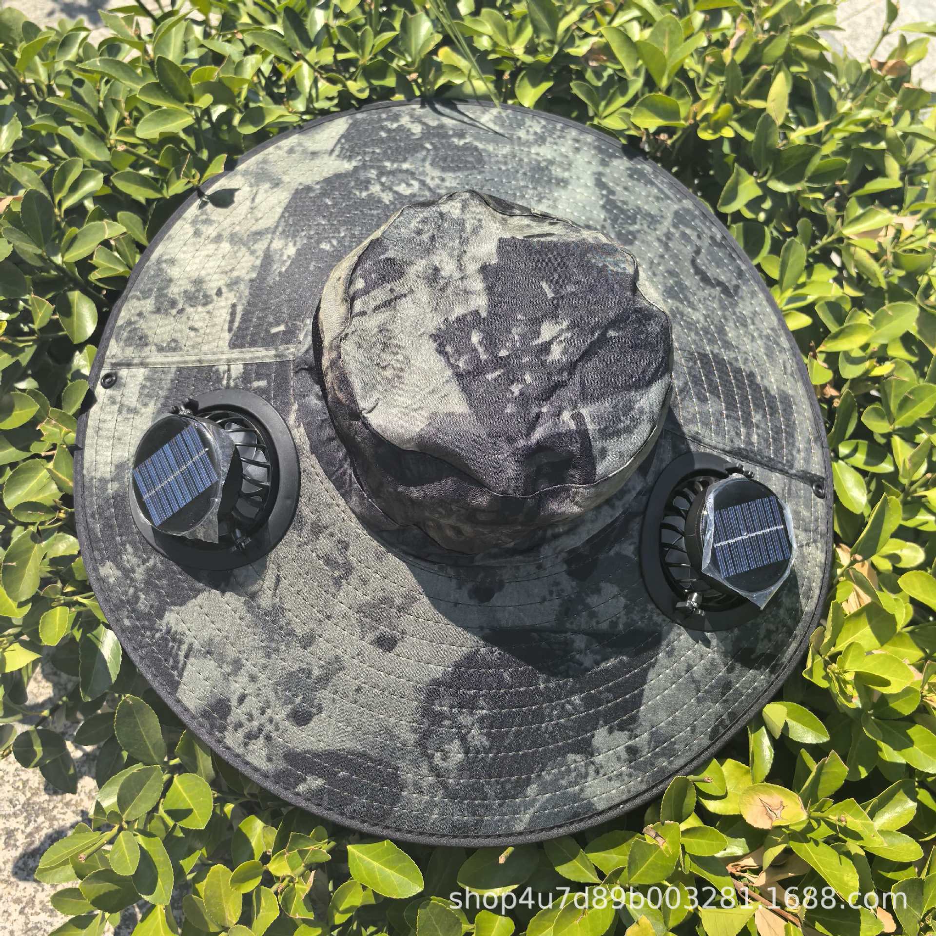 위장 밀리터리 그린 [듀얼 팬] (태양광 + USB 충전/듀얼 드라이브/강력한 배터리 수명)