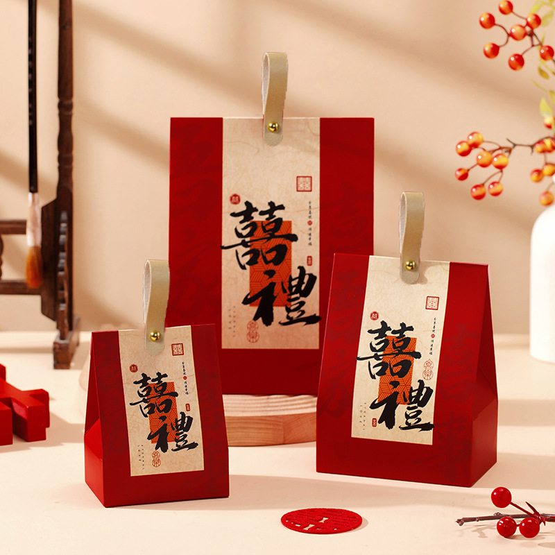 Wedding gift + gold handbag