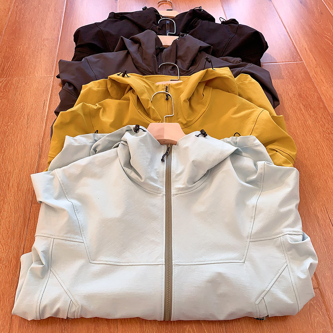 Outdoor Functional Technical Fabric Hiking and Mountaineering Hooded Casual Jacket Men's Waterproof Breathable Jacket