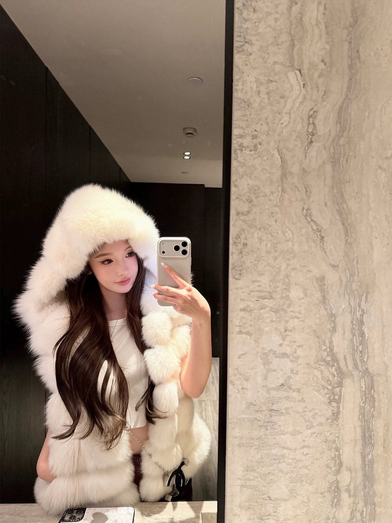 25aw cálido invierno princesa de nieve * frito cálido y suelto agujero blanco encapuchado abrigo abrigo de piel verde para mujeres