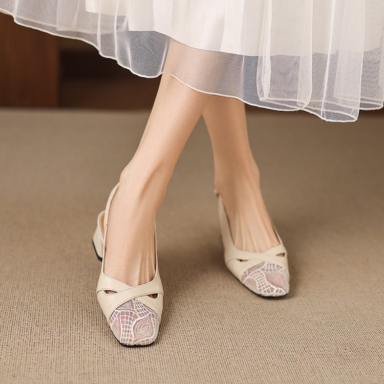 Sandal cao gót nữ hở mũi da cừu lưới phối màu quai ngang khóa — màu đen, màu trắng ngà chi tiết 47