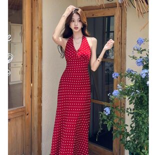 ��ʽ�͹�����V�I�tɫ���c�첱�B��ȹŮ�ļ�¶�������o�䱳���Lȹ
