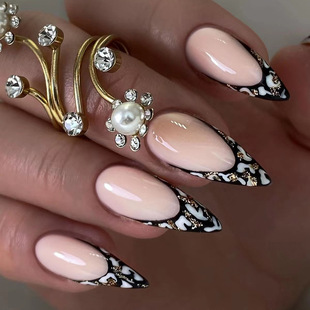 ��ɫ�ڰ��������s���|�W�����Qins�P�ﶬ���|�@�ךW�����״�����