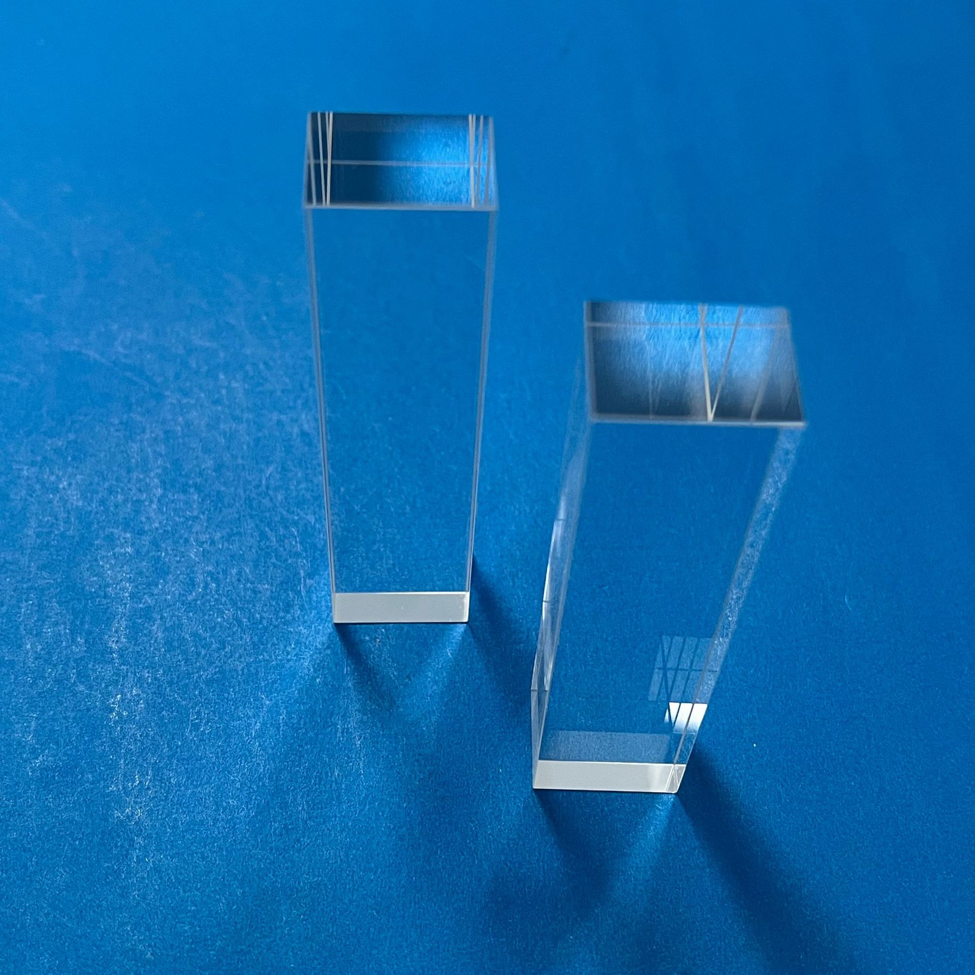 信田科技蓝宝石晶体74*18.5*14.2