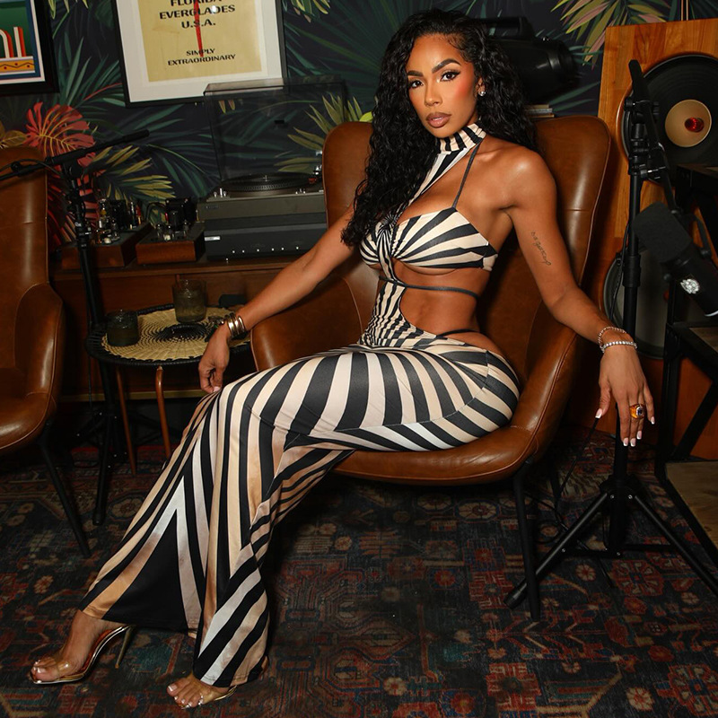 European and American Style Foreign Trade Party Dress, Sexy Women's Clothing, Zebra Print Bodycon Dress, Backless Halter Neck Tie-Up New Style Dress European and American Style Foreign Trade Party Dress, Sexy Women's Clothing, Zebra Print Bodycon Dress, Backless Halter Neck Tie-Up New Style Dress