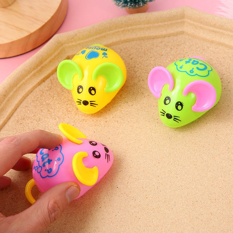 7,5 cm corriendo ratón de dibujos animados Día del niño lindo pequeño regalo al por mayor de dibujos animados de Kindergarten jugar al por mayor