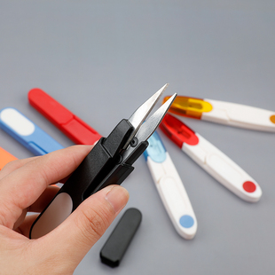 Cross stitch diy tool U-shaped hooded fishing line head mini color U-shaped South Korea transparent small gauze scissors with lid