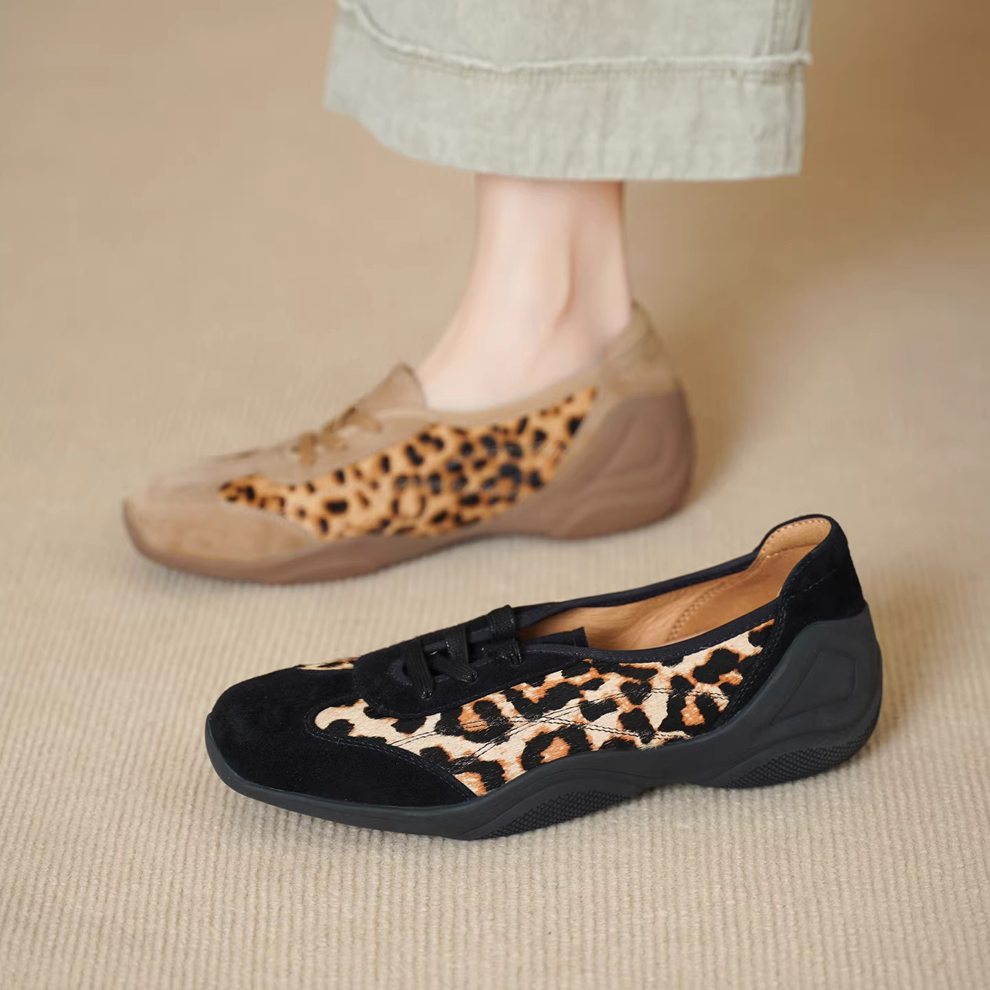 Qadın üçün leopard naxışlı qalın altlıqlı ayaqqabı