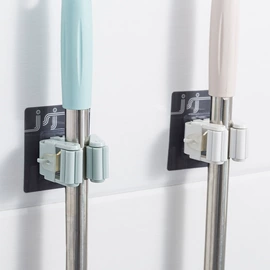 衣钩/挂钩;漱口杯;肥皂盒/架