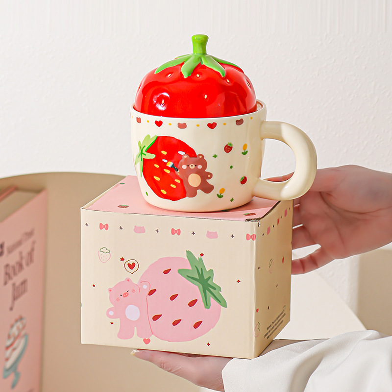 Taza de cerámica de oso de fresa con taza de regalo para chicas taza de marca doméstica de alto valor de pareja taza de desayuno de leche