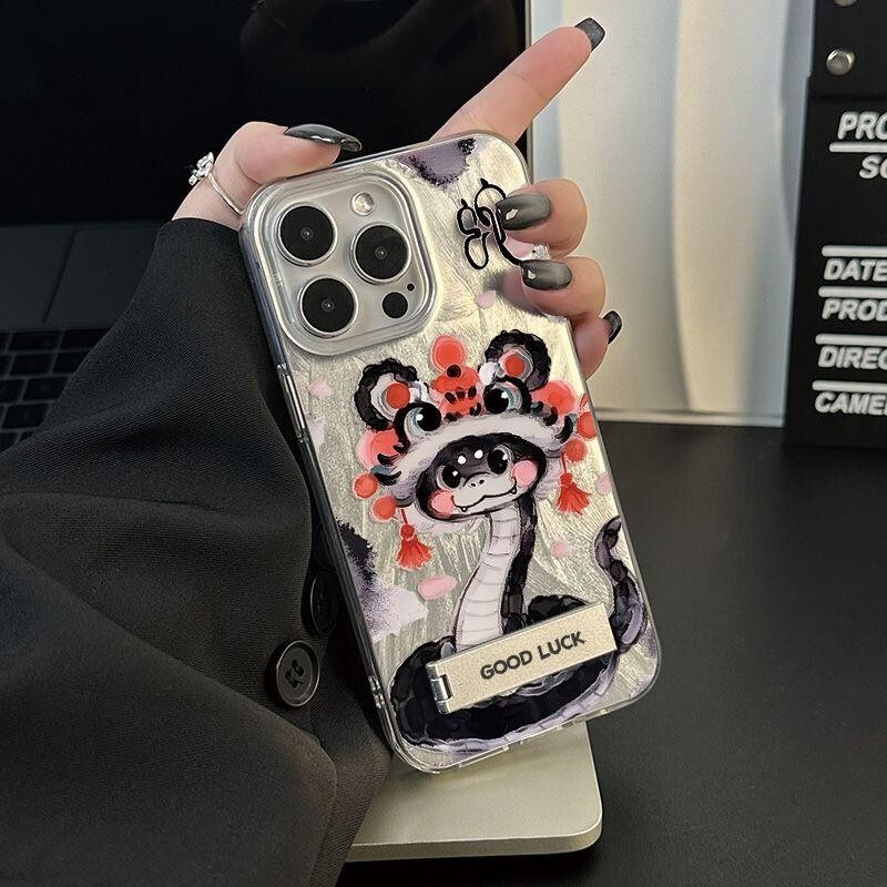 New Year Cute Snake with Bracket for iphone16 Apple Phone Case 15Plus Simple 14promax