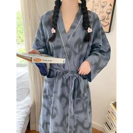 实拍2025秋冬新款睡袍女条纹简约宽松浴袍长款睡衣家居服外贸批发