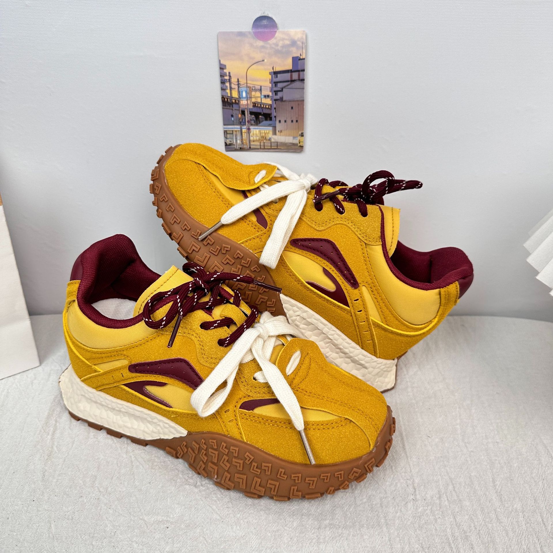 A9906 estilo de Hong Kong zapatos deportivos de palomitas de maíz de suela gruesa para mujer 2025 primavera y otoño nuevos zapatos casuales transpirables chic