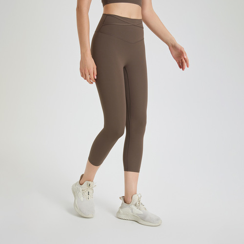 European and American one-piece waist-cinching naked-feel stretch yoga pants without awkward lines running sports quick-drying fitness pants cropped pants
