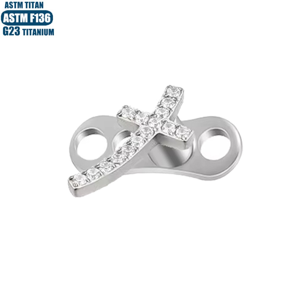 16G labret stud size and finish detail