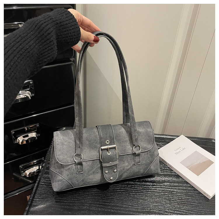 Buckle Strap Structured Large Capacity PU Tote Bag 25