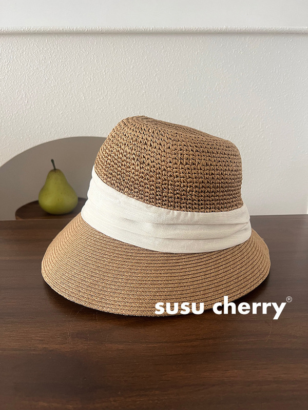 日本のレトロな大きなひさしの日よけの帽子の後でしわのデザインの夏の旅行の日よけの麦わら帽子の女性の百合の漁師の帽子|undefined