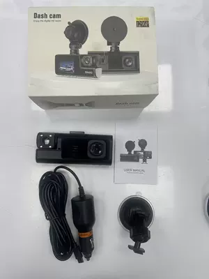 A22 Driving Recorder 3 Cameras Hd 1080P Three Lenses with Reversing Image with Wifi Car Dvr (Driving recorder) - 2-shots-front-of-the-car-inside-the-car