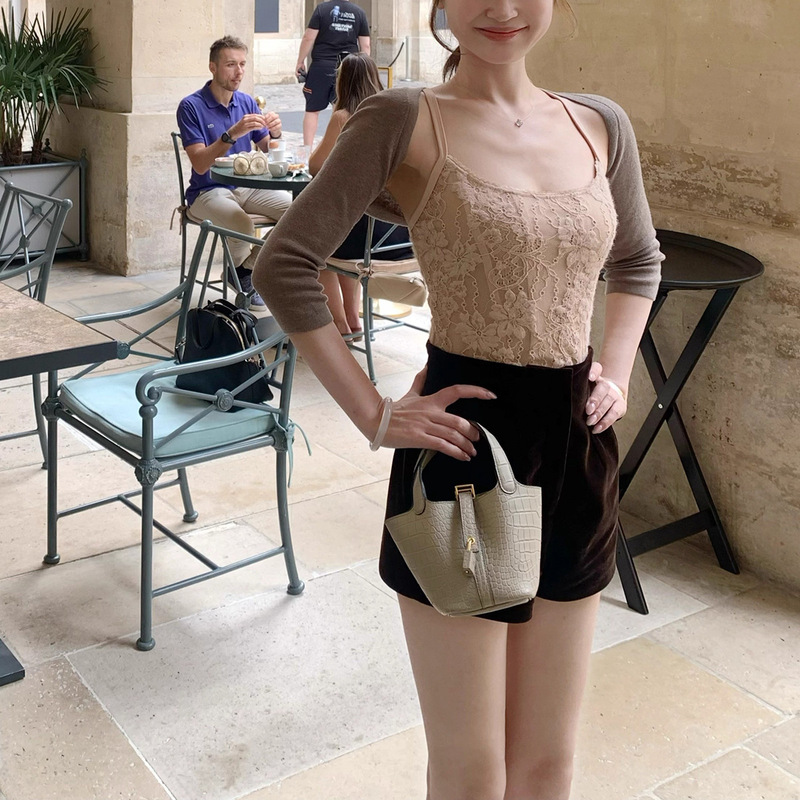 Spot Small Heavy Industry Dolly Beautiful Girl Sling Antique Embroidered Lace Back Lace Embroidered Camisole for Women