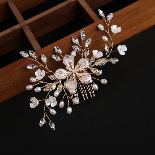 Korean bridal hair accessories hot-selling on eBay and Amazon: pearl hair comb for wedding, alloy flower shell wedding jewelry