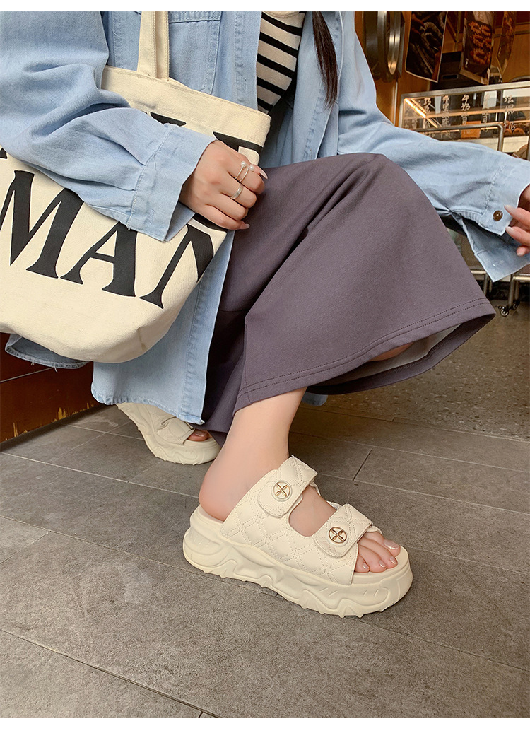Sandal hở mũi nữ phong cách Xiaoxiang đế bánh xốp tăng chiều cao mùa hè 2025 — Màu đen, Màu trắng be chi tiết 5