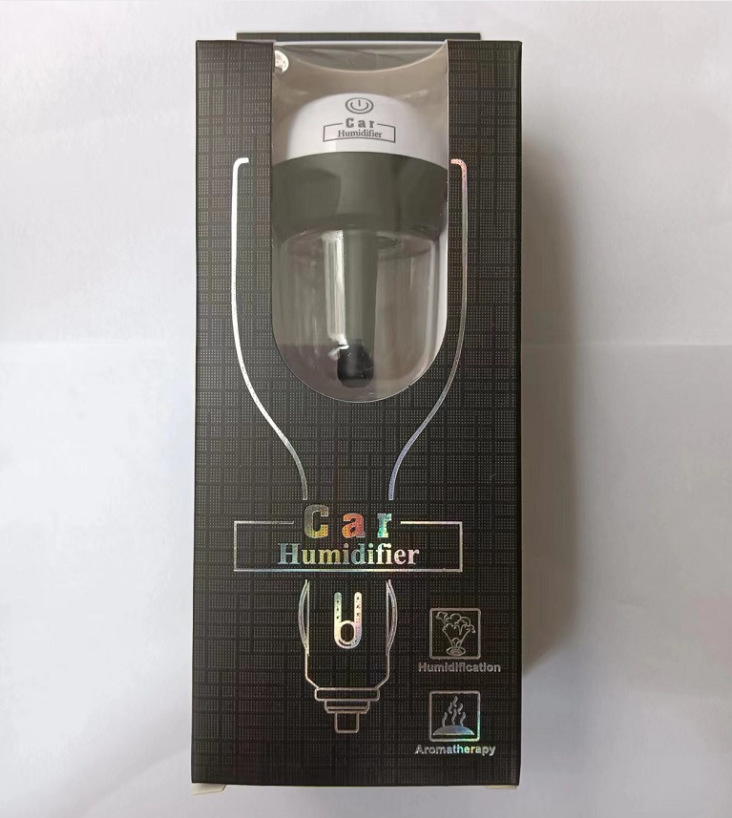 Car humidifier car household air purifier atomized spray and aromatherapy car sterilization deodorization and odor removal