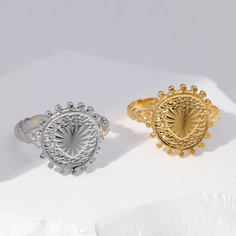 8g Weight 0.03µm-0.05µm Gold Plating Thickness PVD Coated Gold Plating Process Wholesale Jewelry Fashion Heart Shape 304 Stainless Steel 18K Gold Plated Plating Stainless Steel Rings