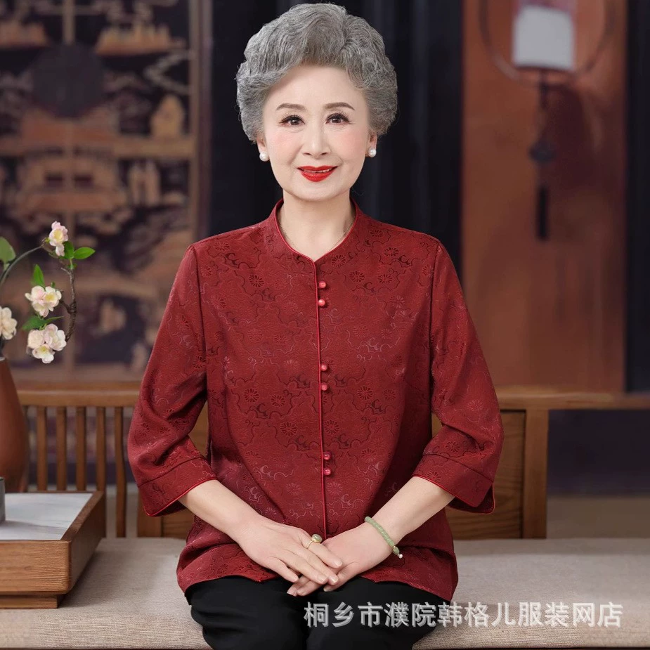 Среднего и пожилого возраста летние рубашки бабушки темперамент 2025 новый кардиган мама свадебный банкет пожилая одежда