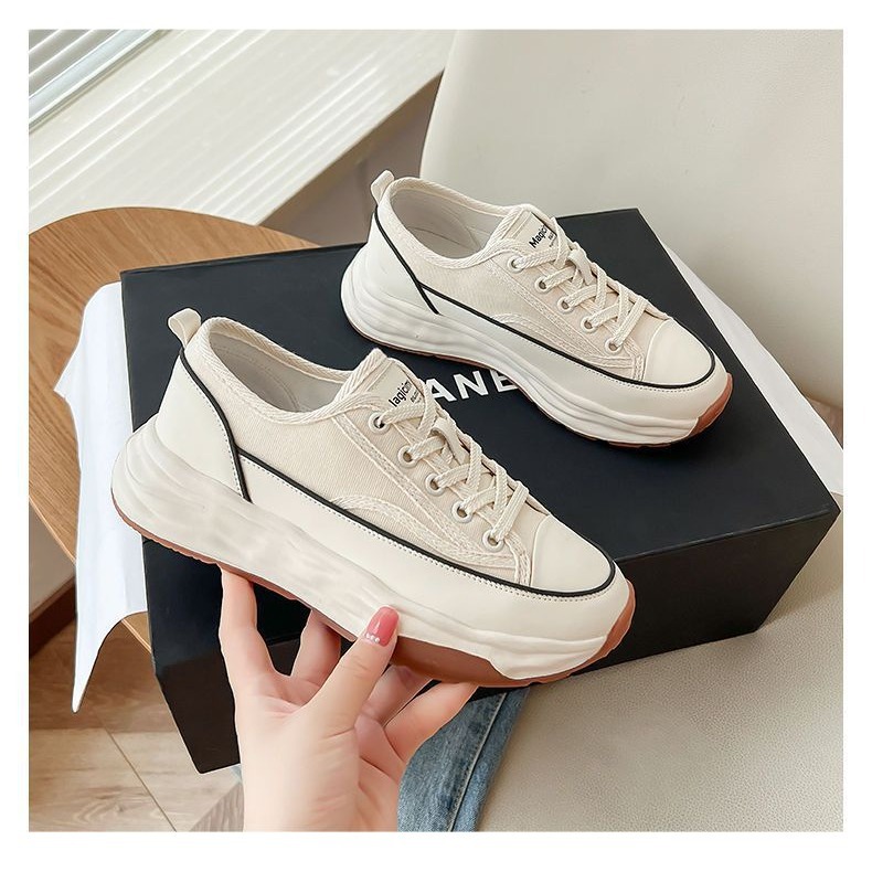 Beihaidao moda de suela gruesa zapatos de lona con cordones para las mujeres 2024 primavera nuevos zapatos blancos planos de moda para las mujeres
