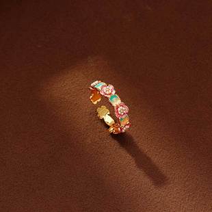 ��ɫ��������ʽ�m͢�m�ŵ���С�t�������ָ�_�ڽ�ָ�hС�t������