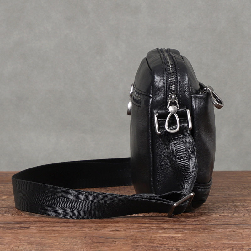 Túi đeo chéo nam da bò thật kiểu vuông nhỏ 29×11×17 cm — Màu đen chi tiết 1