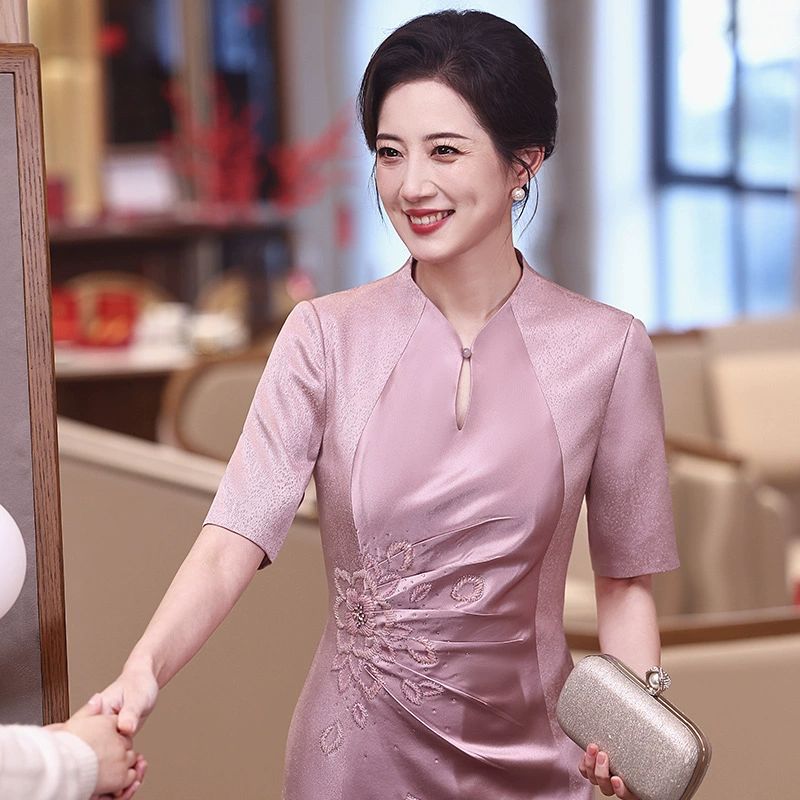 2025 новое свадебное платье для матери в стиле чонсам 575 розовое с короткими рукавами из плотного крепового шелка 961 #