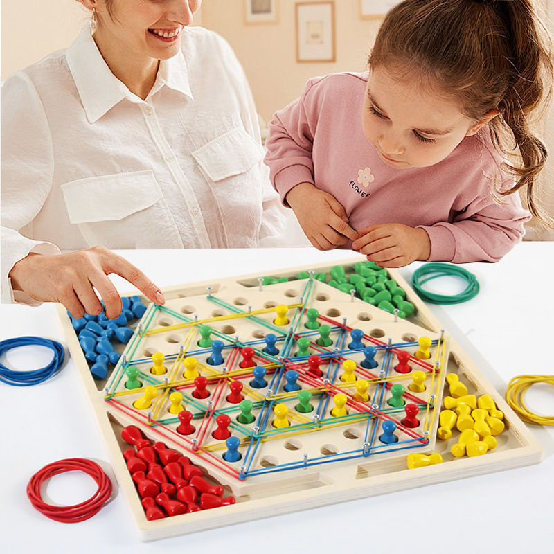 Ajedrez de vuelo de cadena de triángulo correa de goma infantil puzzle juguetes de madera pensamiento juegos de mesa para hombres geometría 6 años