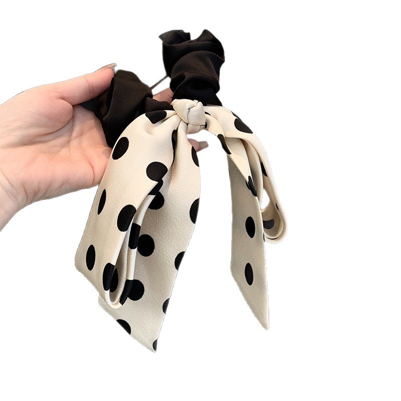 Elegante elástico de cabelo com laço e poás estilo hepburn_voghion.com